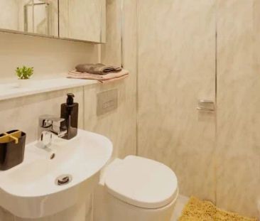 Silver En-suite - Photo 1