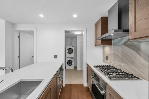 5629 Birney Avenue condo — Vancouver, BC (2-Bedroom) - 2 Bedroom - Photo 1