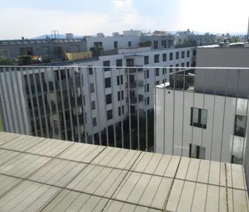 U-Bahn vor der Tür, Balkon mit Aussicht, superruhig, neuwertig (2019), modern - Foto 3