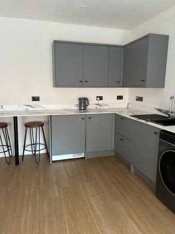 Church Road, Lawrence Hill, Bristol - Photo 4