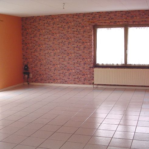 Appartement met terras, 1 buitenstaanplaats. - Photo 1