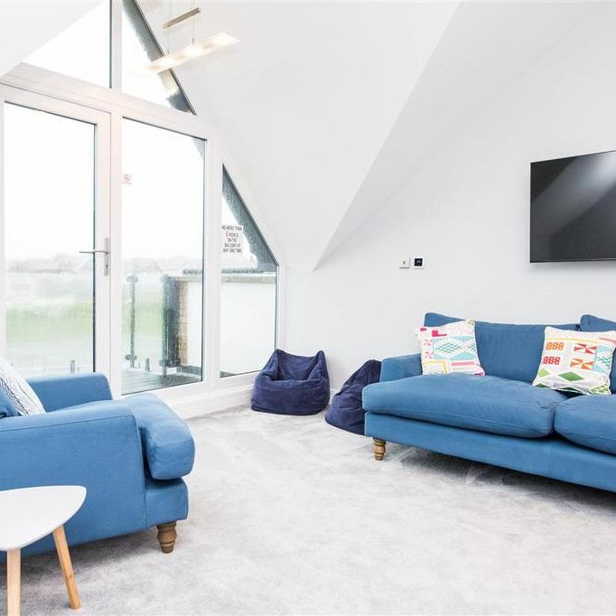 4 bedroom townhouse to rent - Photo 1