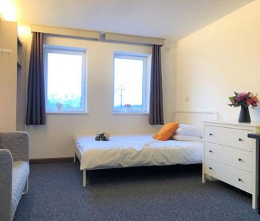 Studio to rent - Photo 4