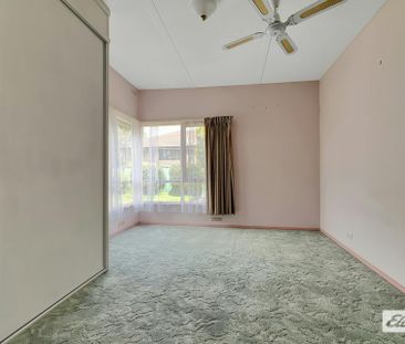 THREE BEDROOM - CLOSE TO ARARAT WEST - Photo 4