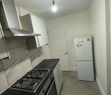 2 Bed Terraced House, Cecil Road, HA3 - Photo 6