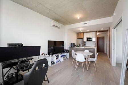 Appartement à louer, Montréal (Saint-Laurent) - Photo 2