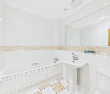2 BED Flat To rent - Photo 6