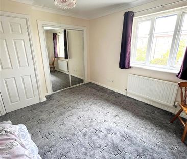 2 Bedroom Terraced - Photo 1