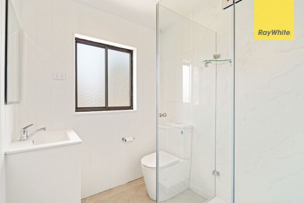 RENOVATED FAMILY HOME ON LARGE BLOCK!!! - Photo 1