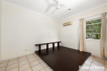 11 Highview Terrace, St Lucia, QLD 4067 - Photo 2