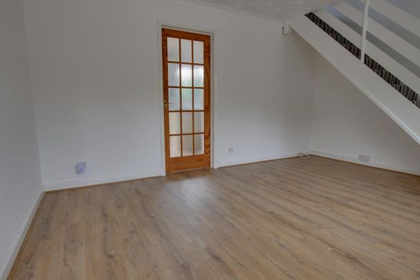 2 bedroom house to rent - Photo 1