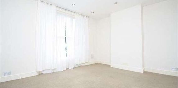 Gresham Road, Staines-upon-thames, TW18 - Photo 2