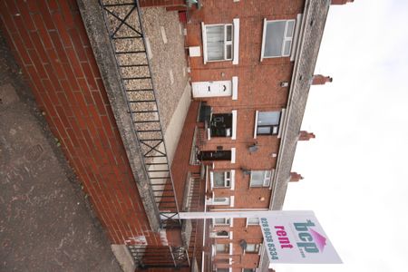 15 Empire Drive, Belfast, BT12 6GQ - Photo 5