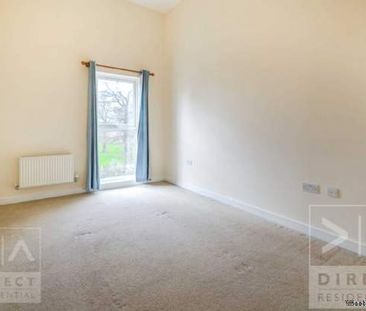 2 bedroom property to rent in Leatherhead - Photo 2