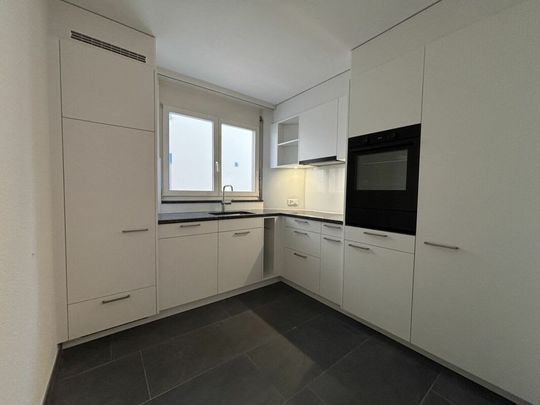 3.5 Zimmer, 107 m², 3. Stock - Photo 1