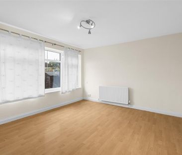 4 bedroom terraced house to rent - Photo 4