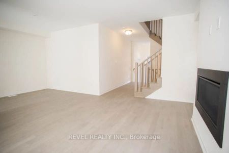 Property For Lease | X9077427 - Photo 2