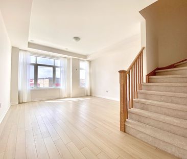 For Lease - 30 Stoeber Lane, Markham, Ontario - Photo 5