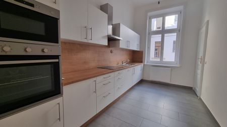 topsanierter klassischer Altbau 4 Zimmer beim Theresianum - Foto 3