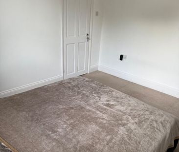 Room in a Shared House, Stroud Road, SE25 - Photo 4