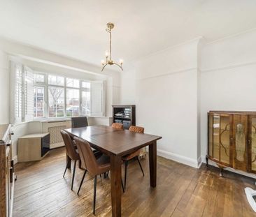 Christian Fields, SW16 3JY, London - Photo 3