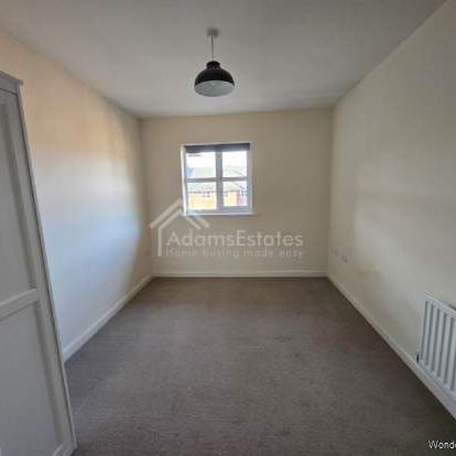 2 bedroom property to rent in Mirfield - Photo 1