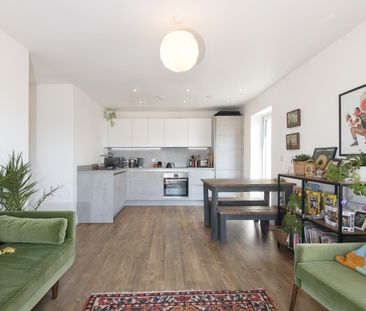 2 bedroom apartment to rent Riverside House, Thomas Blake Avenue, S... - Photo 3