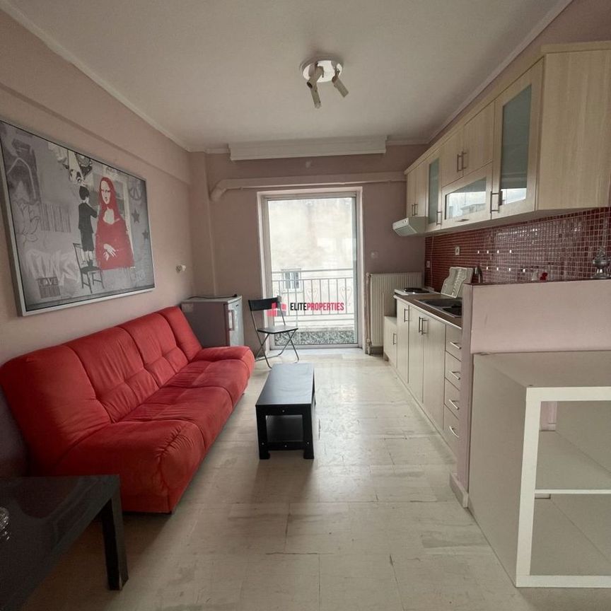 Studio/Γκαρσονιέρα για ενοικίαση - Χαριλάου, - Φωτογραφία 1