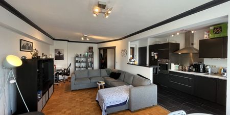 Appartement te huur in Liège voor € 825 met 2 slaapkamers - Photo 3