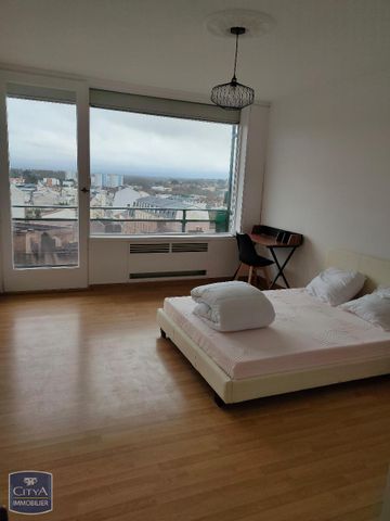 Location Appartement 1 pièce 16m² LA ROCHE SUR YON 85000 - Photo 4