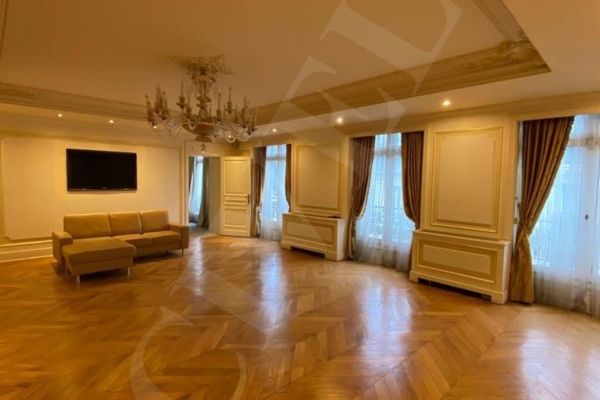 Appartement à louer à Paris 8Ème - Photo 1