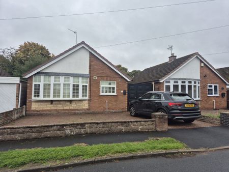Beachwood Avenue, Wall Heath, Kingswinford, DY6 - Photo 2