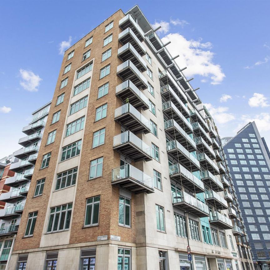 9 Albert Embankment, Vauxhall, London SE1 - Photo 1