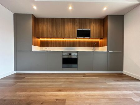 2 room luxury Flat for rent in Oeiras, Lisbon - Photo 2