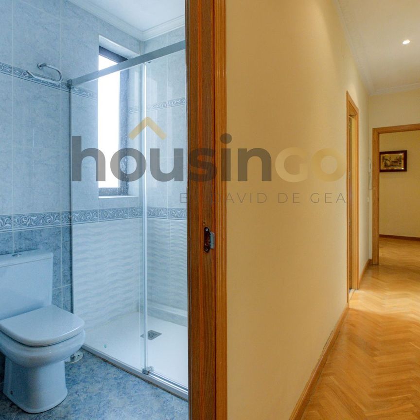 Flat for rent in Madrid (Distrito Salamanca) - Photo 1