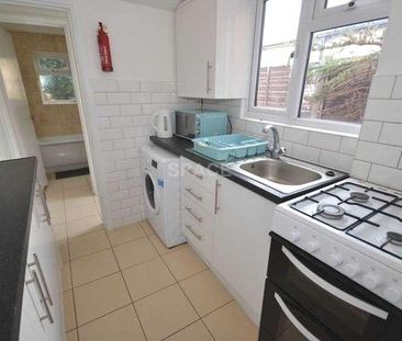 Cardigan Road, Reading, Berkshire, RG1 - Photo 5