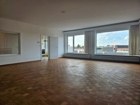 Ruim, lichtrijk appartement met 3 slaapkamers in het centrum van Mol! - Foto 4