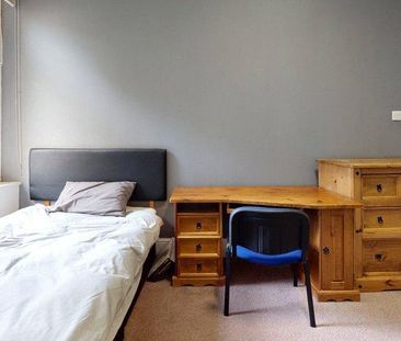 4 bedroom house share to rent - Photo 3