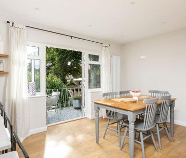 4 bedroom semi-detached house to rent - Photo 3