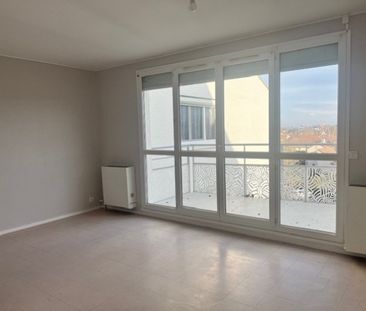 Location Appartement 4 pièces 76 m² La Châtre - Photo 4