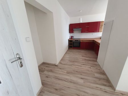 Pronájem bytu 3+1 71 m² - Fotografie 5
