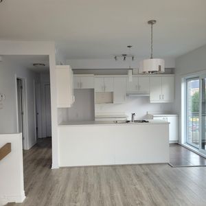 Beau Logement De 3 Chambres Rénové - Photo 2