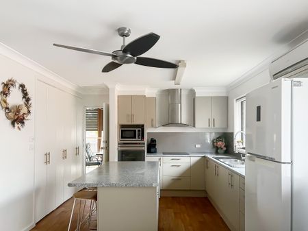 Two Bedroom Villa – Located Close to the CBD! - Photo 2