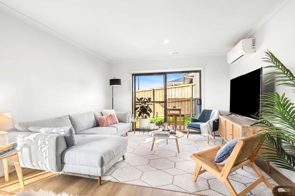 Sun-drenched Home, Corner Block - 10 Minutes from Surf Coast - Photo 1