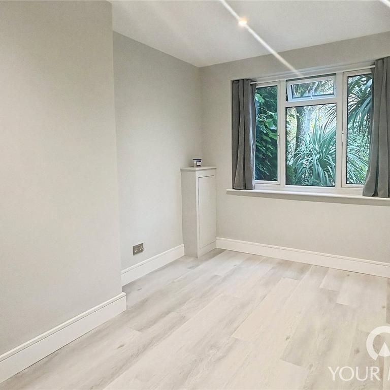 1 bedroom property to rent - Photo 1