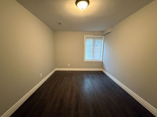 For Lease - 325 Bathurst Glen Drive Unit# Lower, Vaughan, Ontario - Photo 1