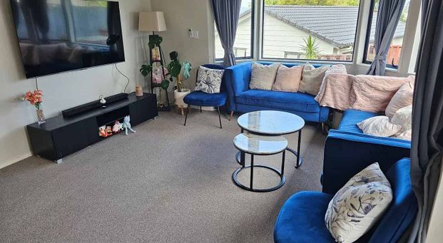 Charming 3BR Home in West Harbour - Photo 1