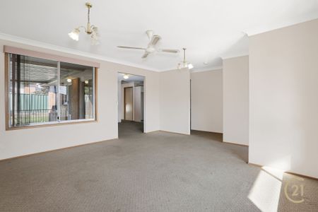 3 Bedder Home & Walk to Railway Station&period; - Photo 5