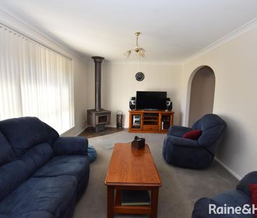 60 Sieben Drive, Orange, NSW 2800 - Photo 2