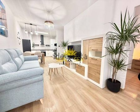 Alquiler de piso en Gaspar Perrelló - Photo 4